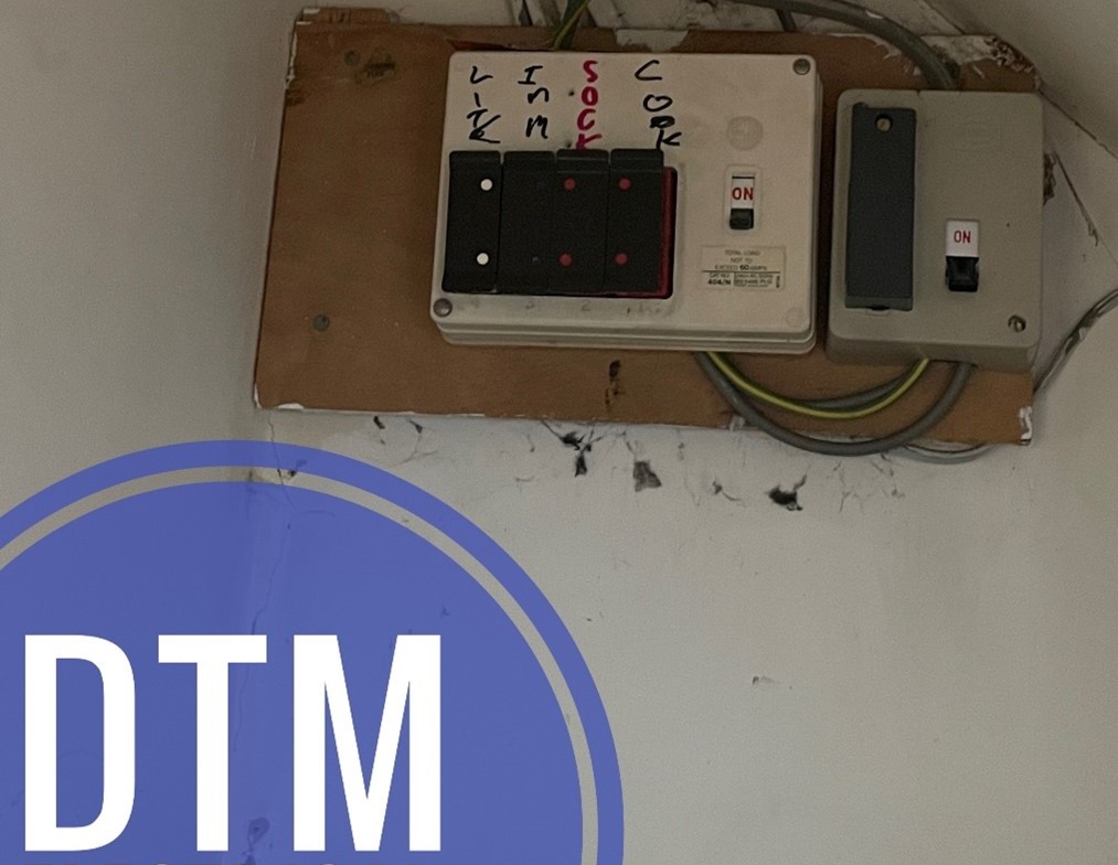 DTM Electrical Warrington Old style fuse box